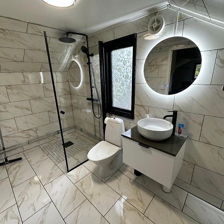 Luxurious Apartment Near Citycenter Borås Exterior photo