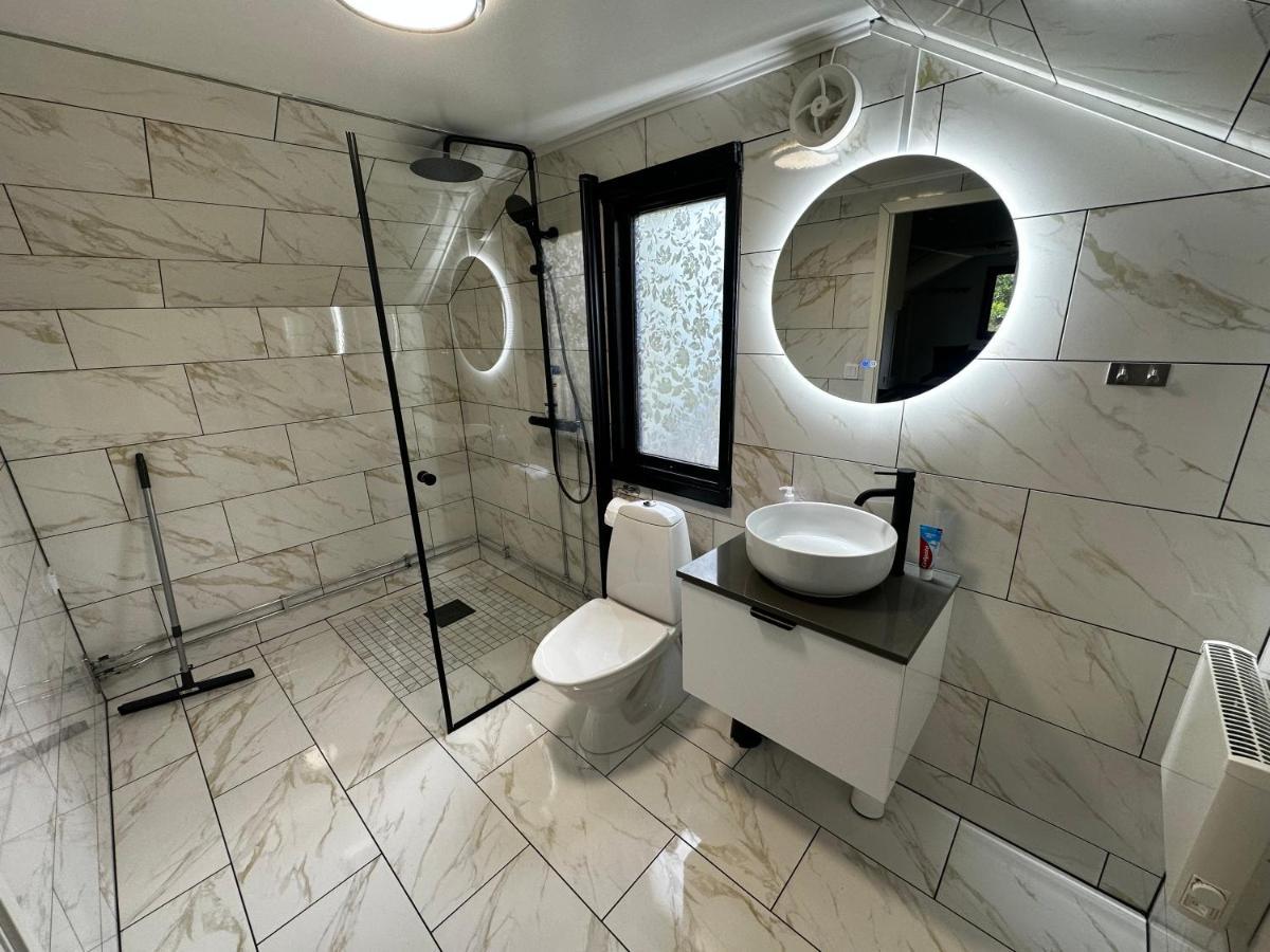 Luxurious Apartment Near Citycenter Borås Exterior photo