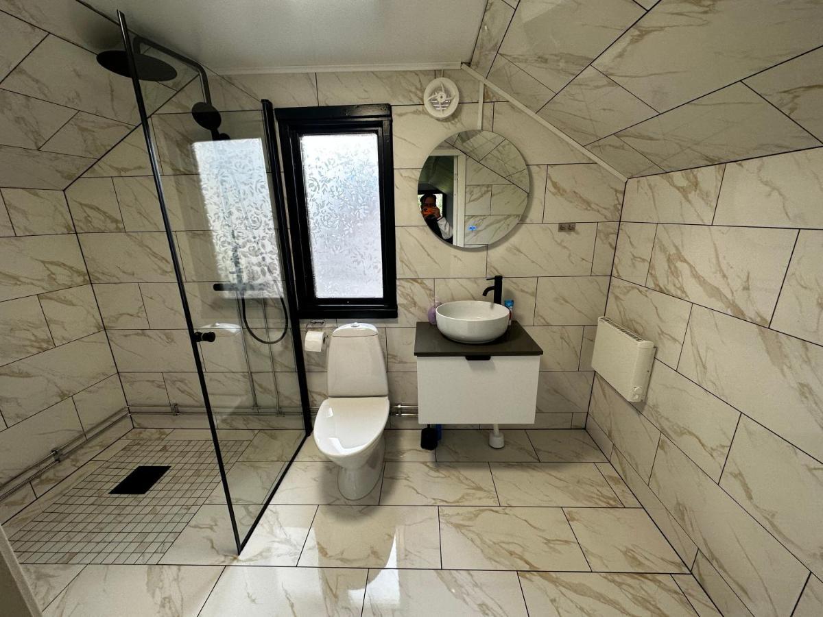 Luxurious Apartment Near Citycenter Borås Exterior photo