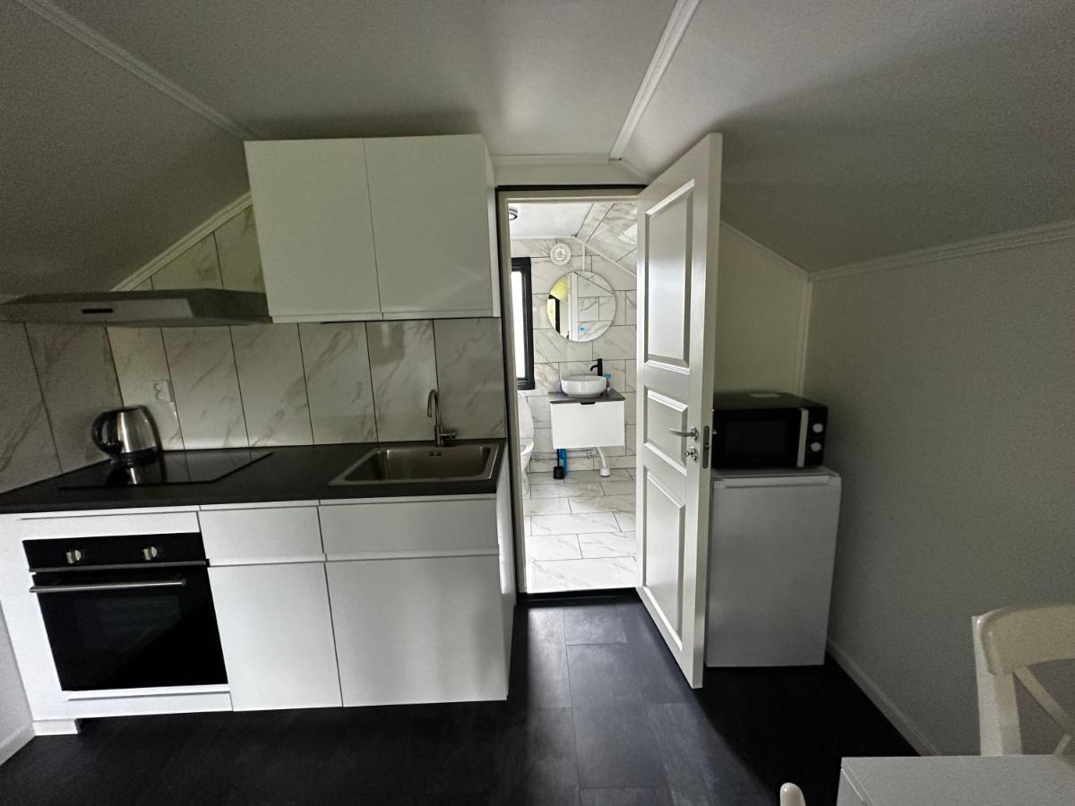 Luxurious Apartment Near Citycenter Borås Exterior photo