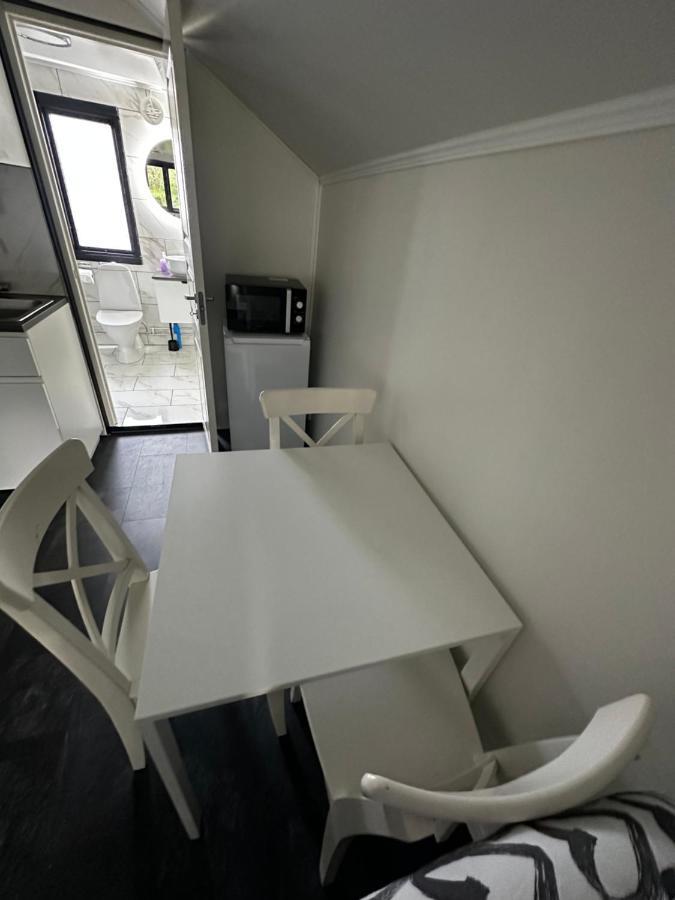 Luxurious Apartment Near Citycenter Borås Exterior photo