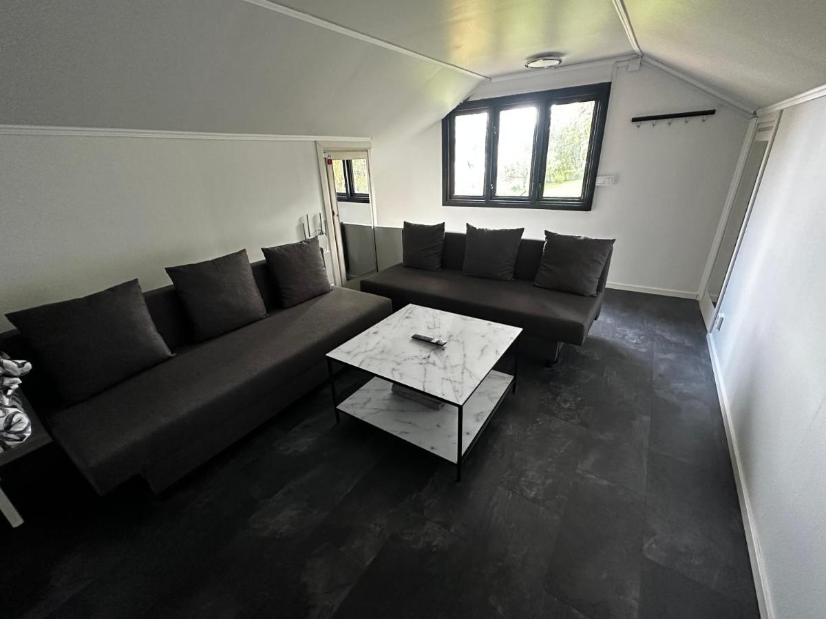 Luxurious Apartment Near Citycenter Borås Exterior photo